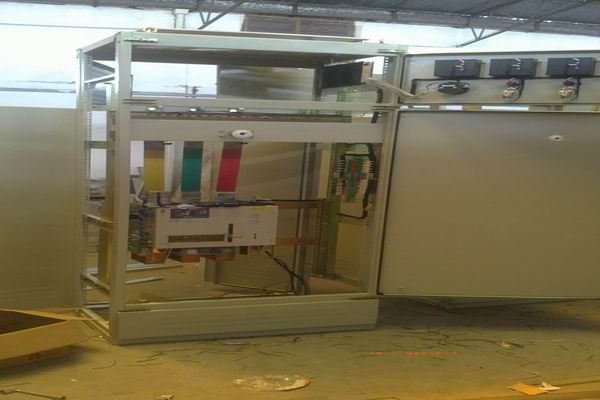 宜兴控制柜-进口3683讲讲电动闸阀控制柜怎